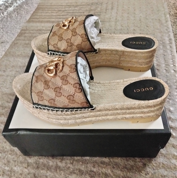 SOLD💥Gucci💥🧡Platforms - Picture 7 of 8